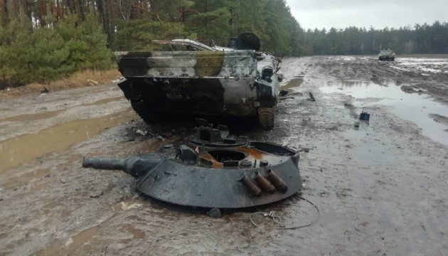 Ukrainische Armee zerschmettert in Region Poltawa Kolonne russischer Wehrtechnik
