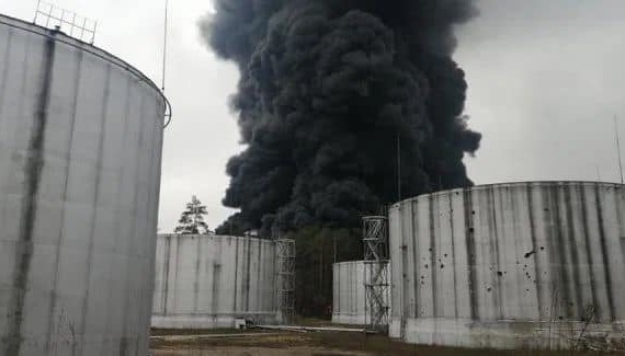 El incendio y la amenaza de explosión en la central nuclear de Zaporiyia investigados como un ecocidio y un atentado terrorista