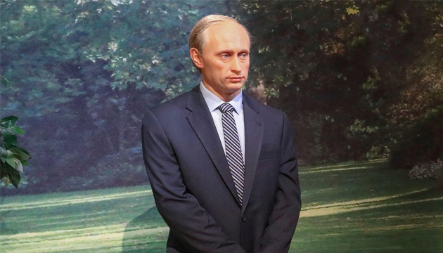 Воскового Путіна вилучили з експозиції паризького музею 