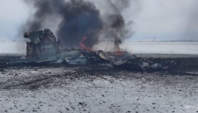Verteidiger von Odessa schießen russisches Flugzeug über der Stadt ab