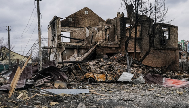 Walki toczą się w rejonie Kijowa, najtrudniejsza sytuacja jest w Irpieniu, Makarowie, Buczy i Borodziance