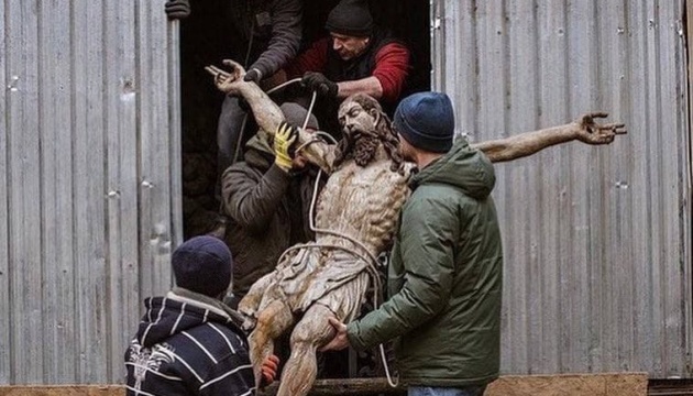 З Вірменського собору у Львові з метою безпеки вивезли статую Ісуса Христа
