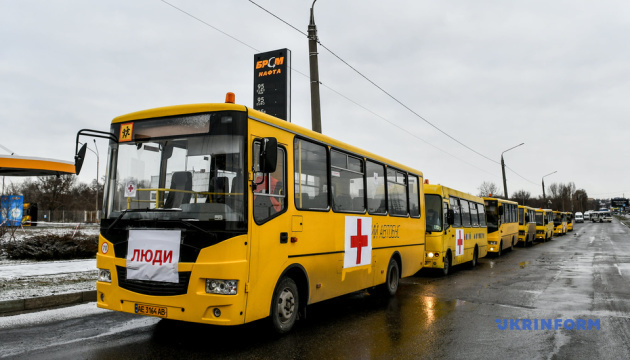 L'évacuation des civils habitant à Marioupol de nouveau reportée