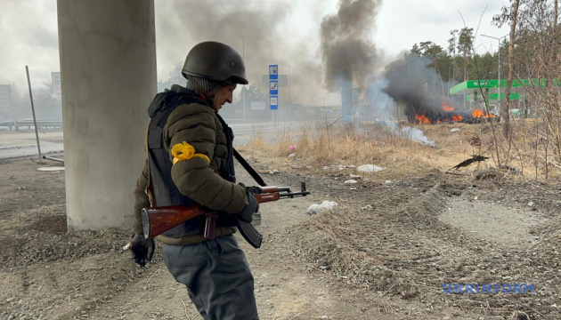 У окремих районах Київщини ведуться бої, загарбник перешкоджає евакуації