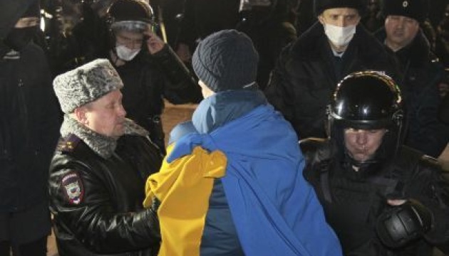 На антивоєнних акціях у РФ за день затримали понад 4,7 тисячі людей