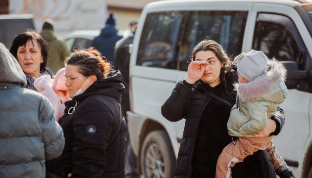 Уряд виплатив внутрішньо переміщеним українцям 17,2 мільярда гривень