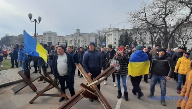 Invaders detain 400 Ukrainians in Kherson city – General Staff