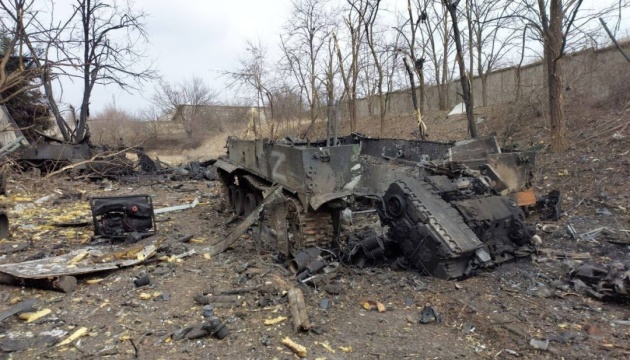 Enemy Typhoon vehicle, 4 armored personnel carriers, 2 Rys SUVs, 17 special forces soldier eliminated in Mariupol