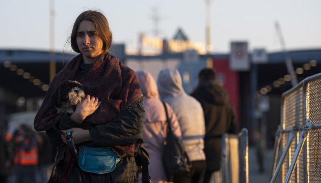 До Нідерландів вже прибули майже 50 тисяч біженців з України