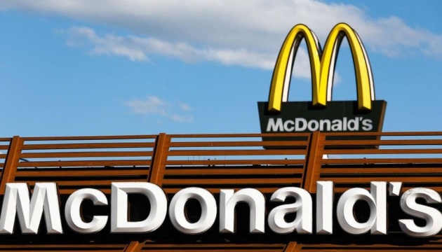 У світі закликають бойкотувати McDonald's і Coca-Cola, які не припиняють роботу в росії