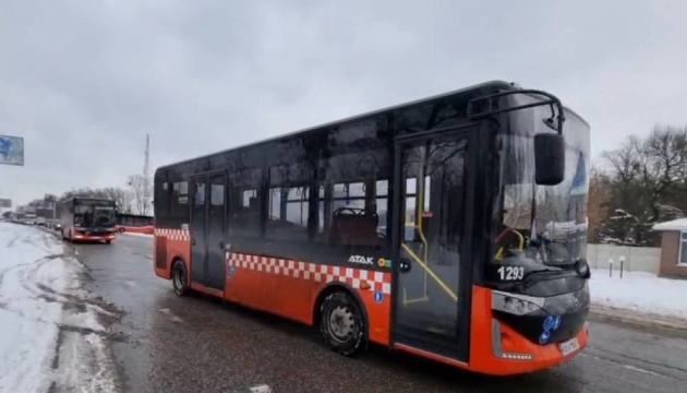 Russian troops fire on evacuation bus in Luhansk region