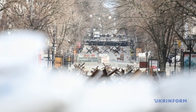 Одеса наїжачилася і пропонує безплатні памперси російським воякам