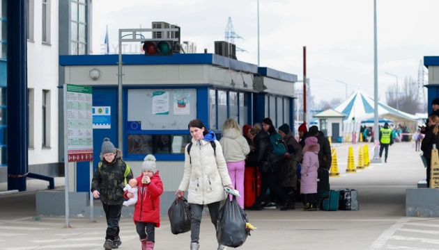 Західний кордон України за минулу добу перетнули майже 87 тисяч осіб
