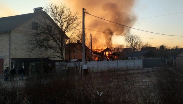 Invaders shell several houses in Kyiv's Podilsky district