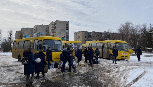 З Луганщини за 21 день війни евакуювали 11 тисяч людей