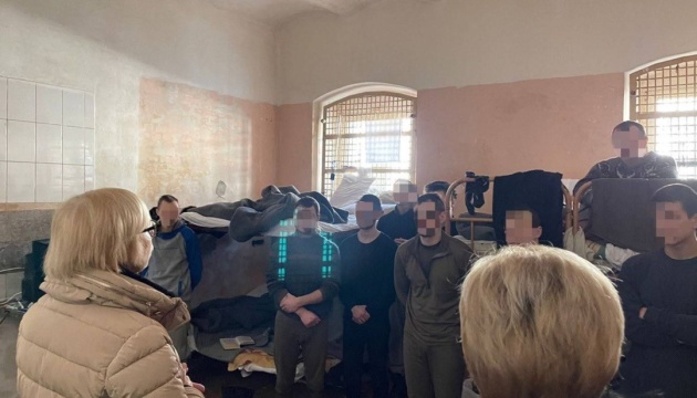 Російські військовополонені не скаржаться на умови утримання - Денісова
