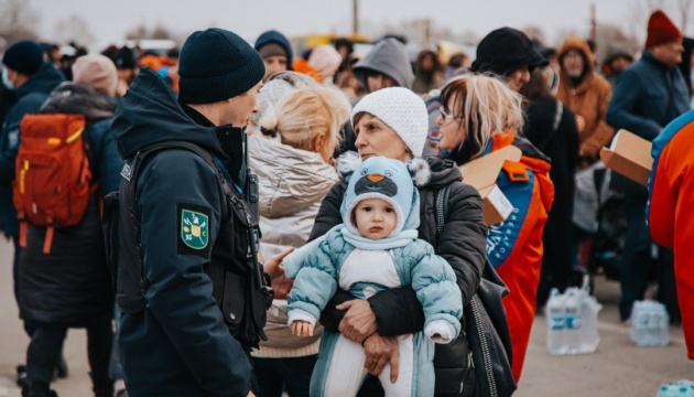 ONU : le nombre de personnes fuyant l'Ukraine approche les 5,5 millions