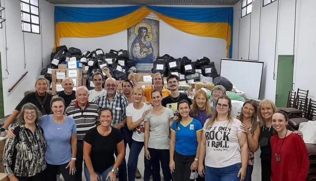 Аргентина надіслала другу партію гумдопомоги для українських біженців