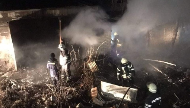 Агресор скидає на Луганщину ракети і фосфорні бомби, загинули четверо людей