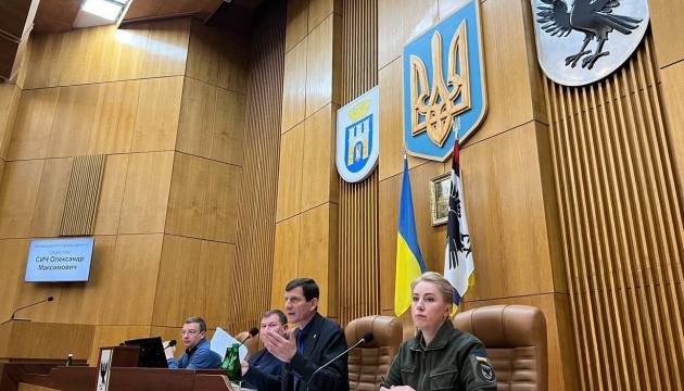 Івано-Франківська обласна рада вдруге звернулась до міжнародної спільноти про негайне закриття неба над Україною