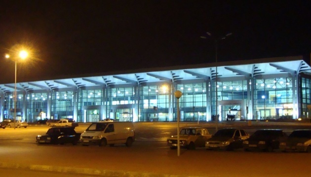 Russian troops twice fire on terminal at Kharkiv Airport