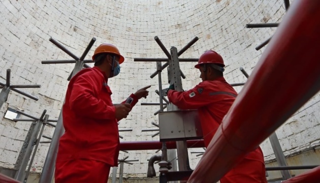 Нафтовий гігант із КНР припинив перемовини з Сибуром про інвестиції на $500 млн – ЗМІ