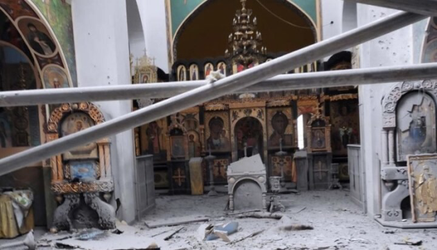 Kirchen, Synagogen, Moscheen: Zahlreiche Sakralbauten in acht Regionen während des Krieges beschädigt