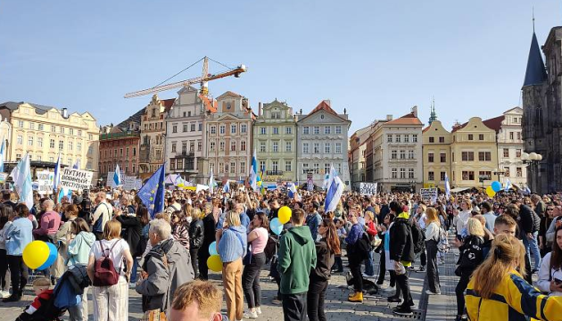 Russians take to streets in Prague to protest against Russia’s war in Ukraine