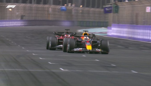 Формула-1: Ферстаппен виграв Гран-прі Саудівської Аравії 