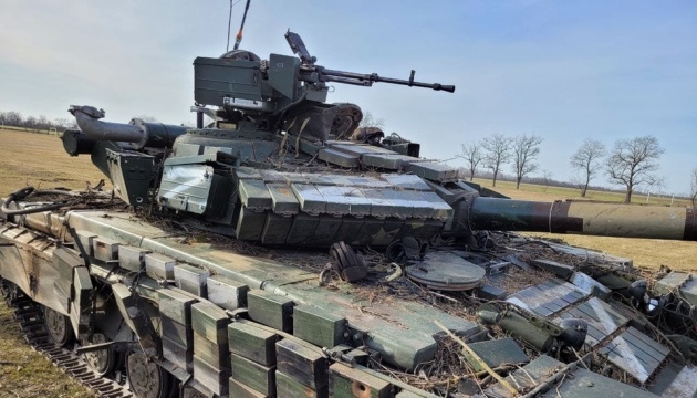 На Херсонщині ЗСУ відбили атаку загарбників і захопили два танки Т-64