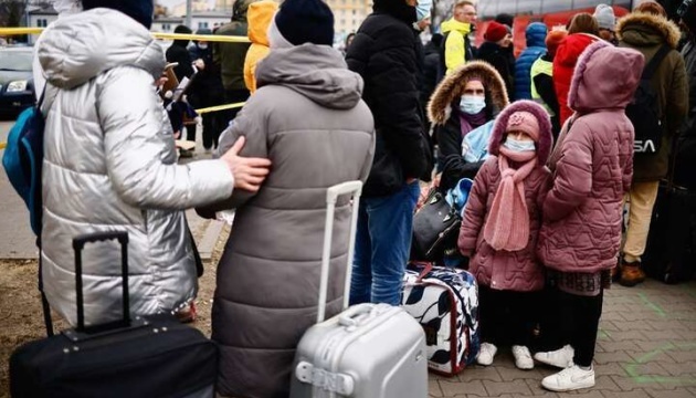 UN Security Council: 3.9M Ukrainians fled abroad over past month