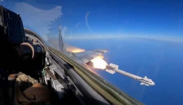 Ukrainian fighter jet shoots down enemy missile in Khmelnytskyi region