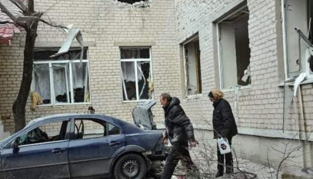 Обстріли на Луганщині: з-під завалів врятували 21 людину, двоє загиблих