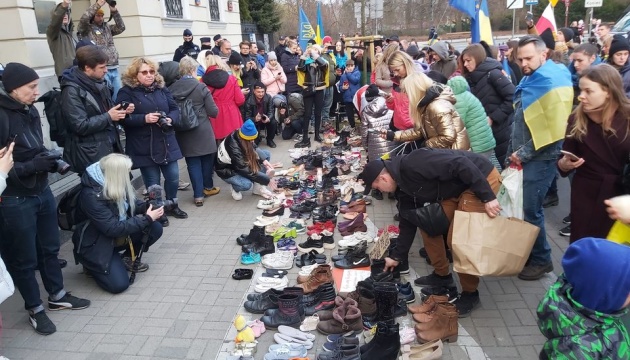 Активісти пікетували посольство Угорщини у Варшаві та інших містах