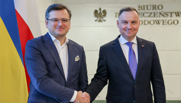 Kuleba meets with Duda in Warsaw