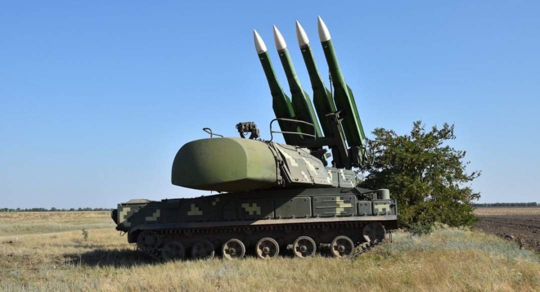 A Ucrânia pode ser útil S-125, sistema de defesa aérea Osa, sistema de defesa antimísseis Buk, sistema de defesa antimísseis Tor, sistema de defesa aérea de Tunguska...