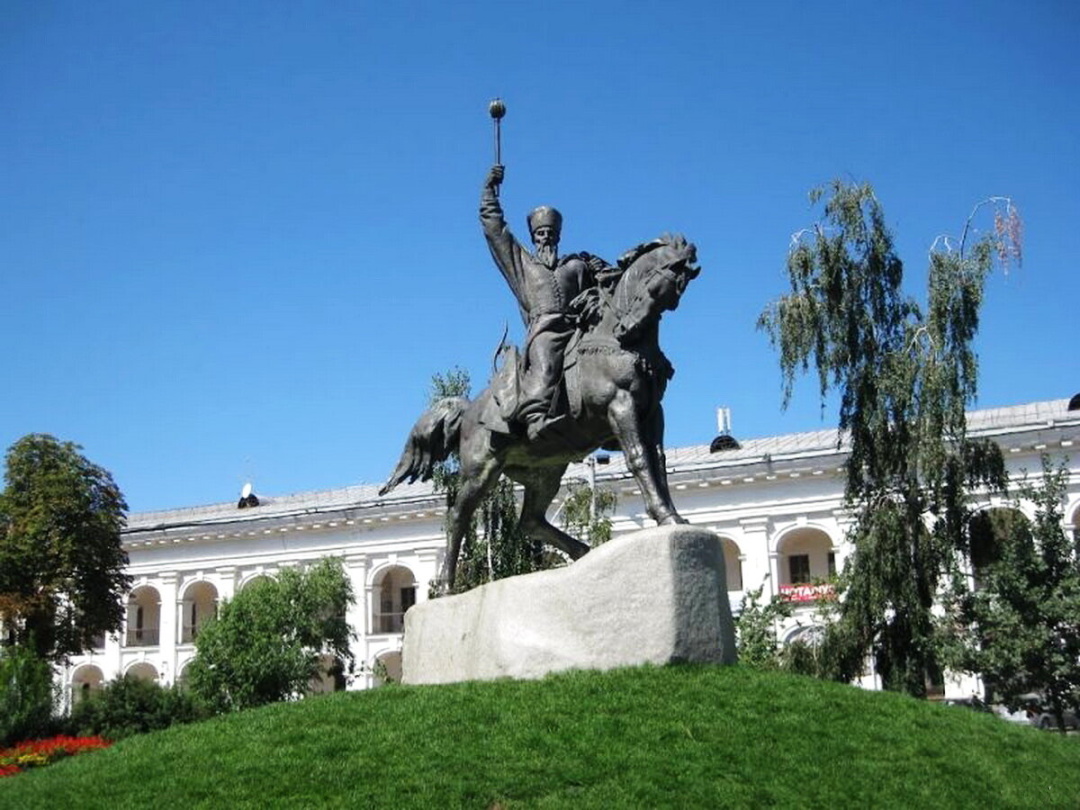 Пам'ятник Петру Сагайдачному у Києві