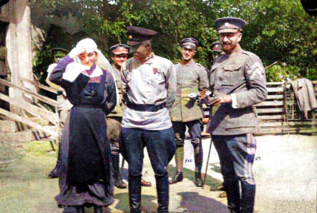 Генерал-хорунжий Армії УНР Олександр Натієв та Петро Болбочан (праворуч), весна 1918 р.