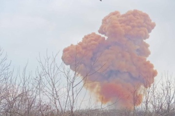 Les troupes russes ont frappé un réservoir d'acide nitrique à Roubijné
