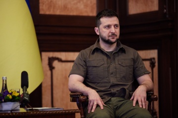 Selenskyj: Ukraine wird ihre Landesteile im Osten für das Ende des Krieges nicht aufgeben