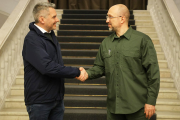 Shmygal y Nehammer discuten un plan para reconstruir Ucrania después de la guerra.