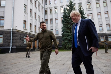 Johnson: Reino Unido tiene la intención de liberalizar el comercio con Ucrania y ayudar con el desminado