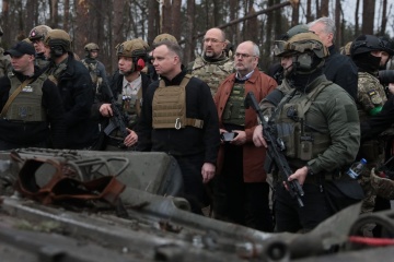 Tam,gdzie byli raszyści - prezydenci krajów bałtyckich i Polski obejrzeli zniszczenia w obwodzie kijowskim