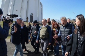 Szefowie parlamentów Czech i Polski odwiedzili wyzwolone miasta w obwodzie kijowskim