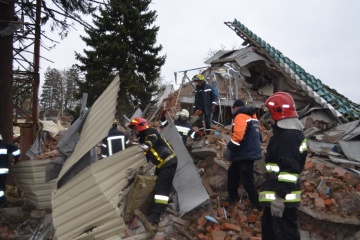 Zahl der Opfer in Borodjanka steigt - 41 Menschen unter Trümmern von Hochhäusern gefunden