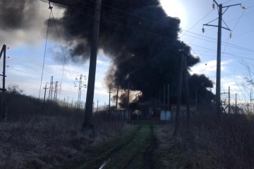 W obwodzie lwowskim w wyniku uderzenia rakietowego doszło do wybuchu na stacji kolejowej