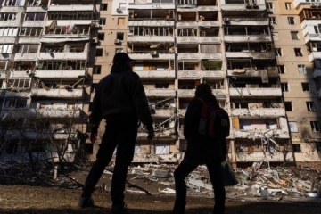 Volodymyr Zelensky : « Il est possible de détruire les murs, mais il est impossible de détruire l’esprit »