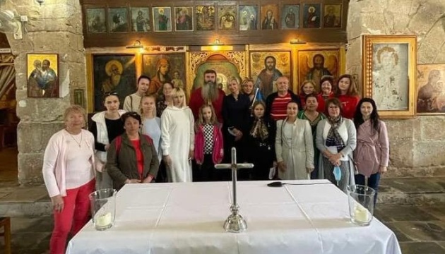 У Пафосі на Кіпрі провели першу спільну молитву української громади