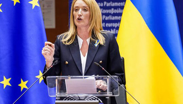 Roberta Metsola : Le Parlement européen appuierait les efforts de l'Ukraine pour lancer son processus d'adhésion à l'UE