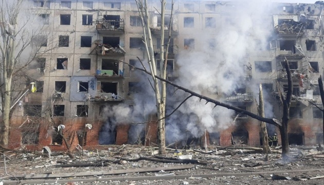 Russian troops destroy 6,800 residential houses in Ukraine